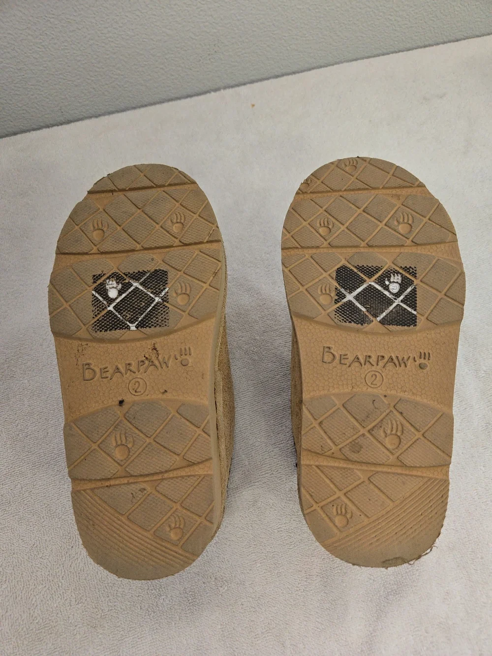 🐻BearPaw Kids Tan Suede Mule Slippers🐻
